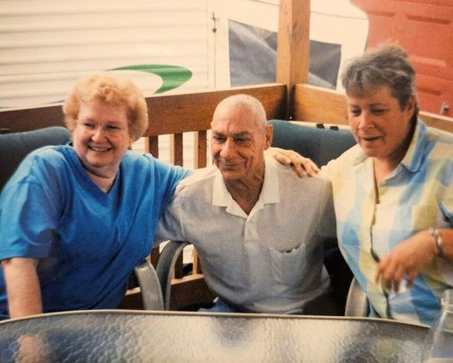 Lori Newcomb photo gallery thumbnail 102 of 130