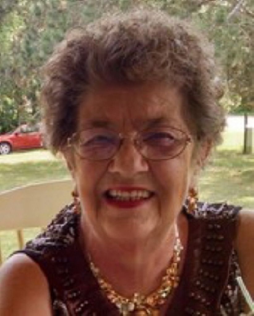 Carol J Vukelich