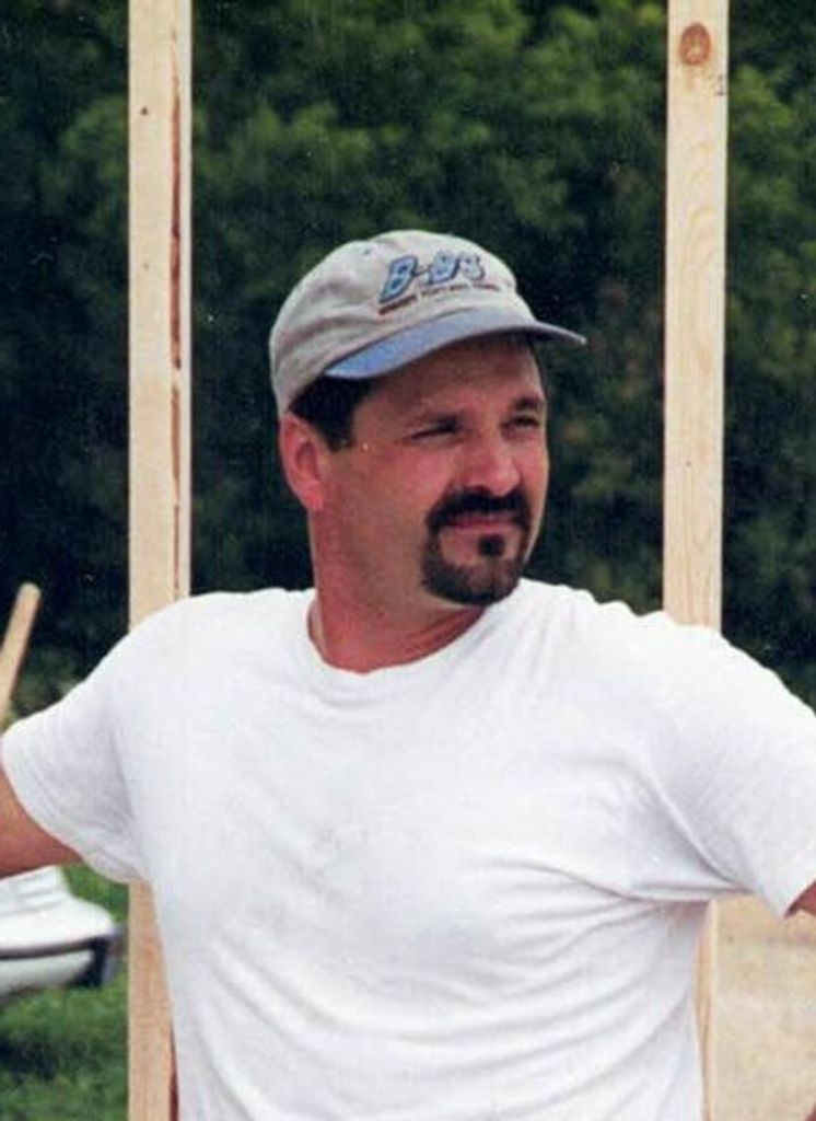 Daniel Patrick Quillen Profile Photo