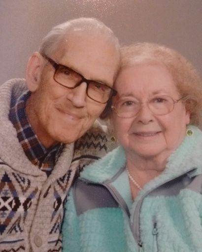 Wesley Charles Hunt's obituary image