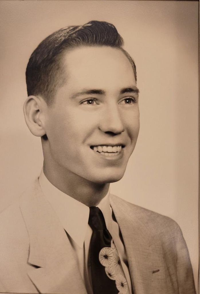 George Earl Olah Profile Photo