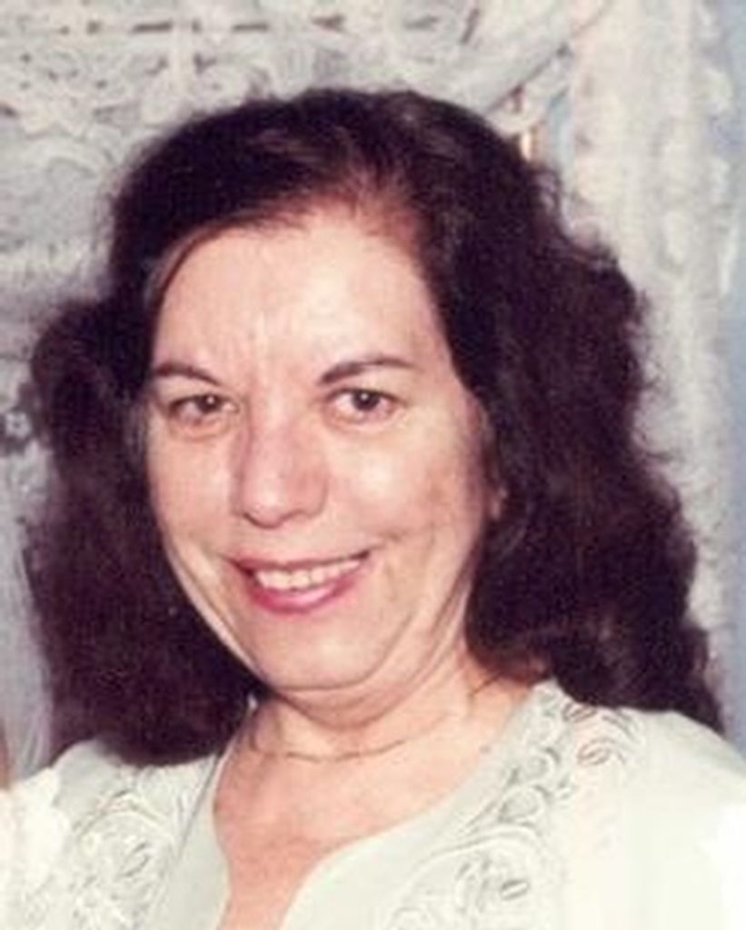 Gloria Maxine Davis