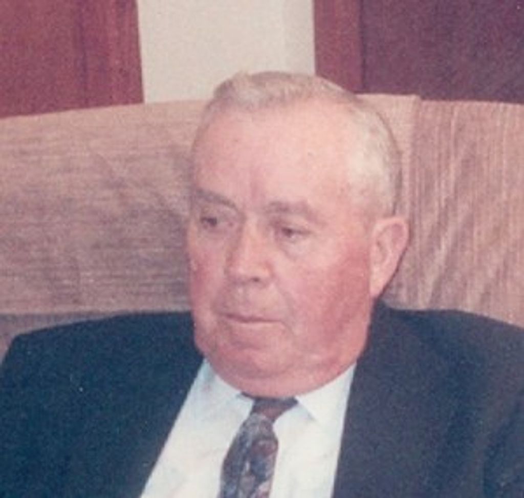 Robert M Dowell