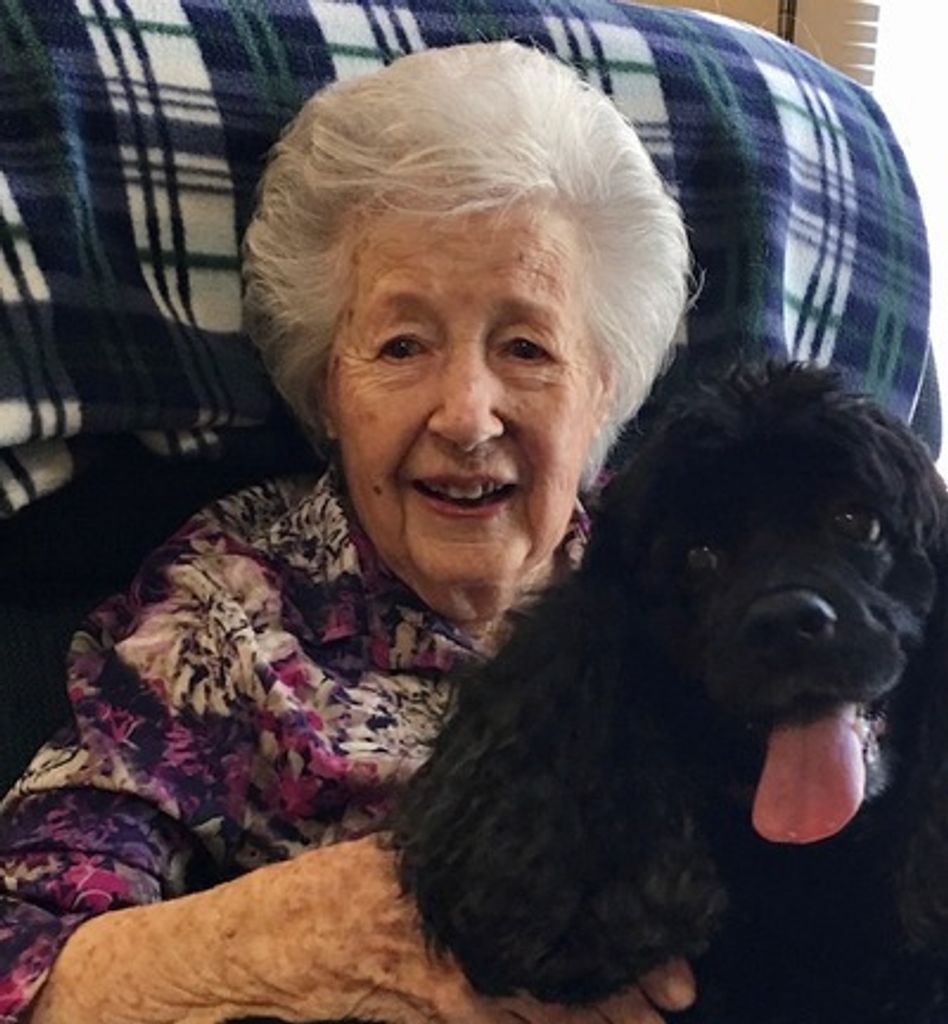 Lucille Madgelene (Madge) Henderson Profile Photo