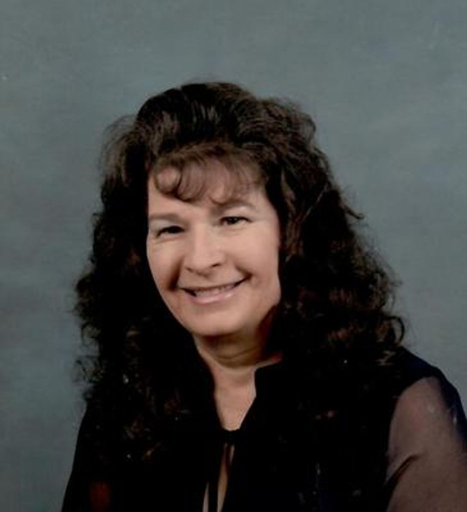 Betty Lou Crawshaw Profile Photo