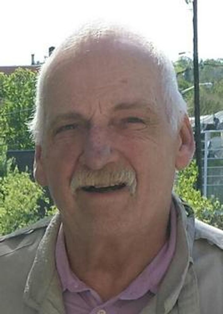 Robert J. "Frog" Fournier