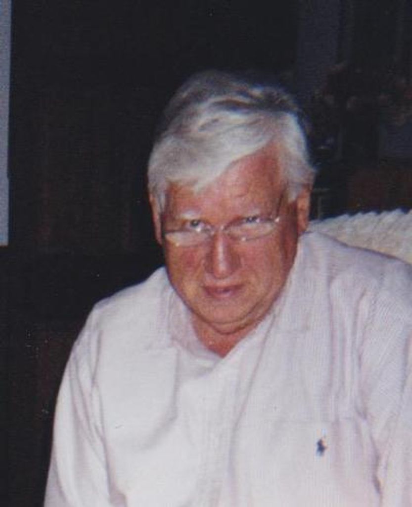 Hans Neubold Profile Photo