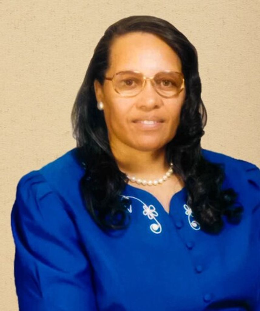 Christine Lucas