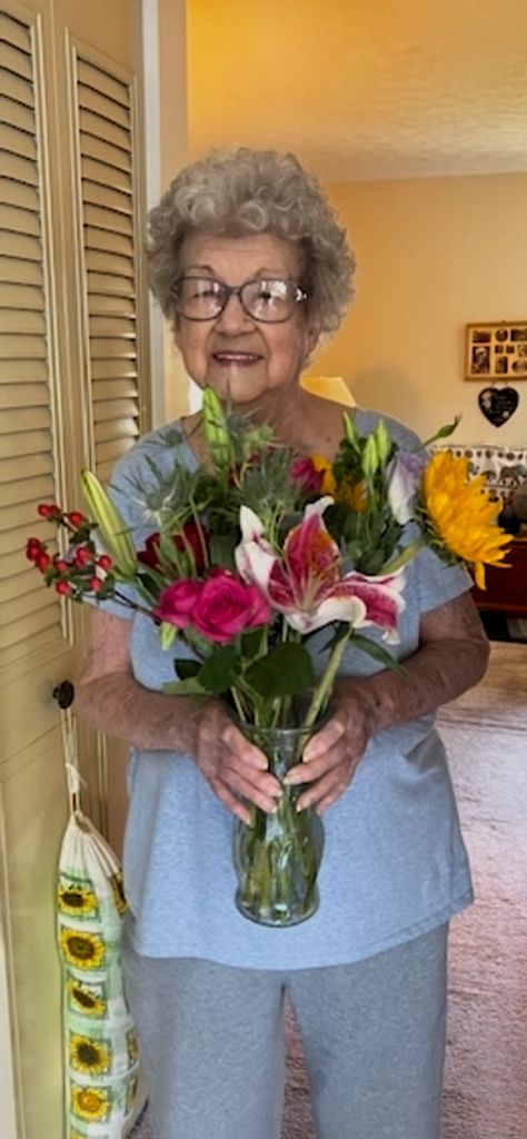 Betty Lou Smith Profile Photo