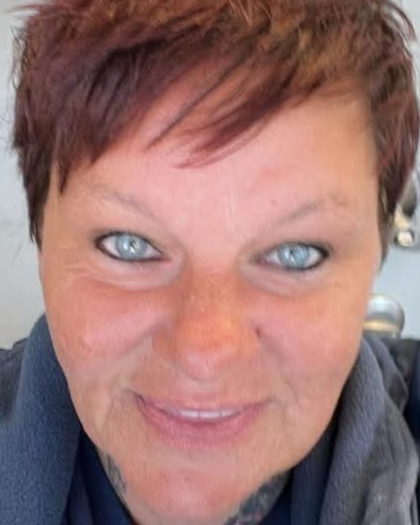 Kelly Jo Hoskins