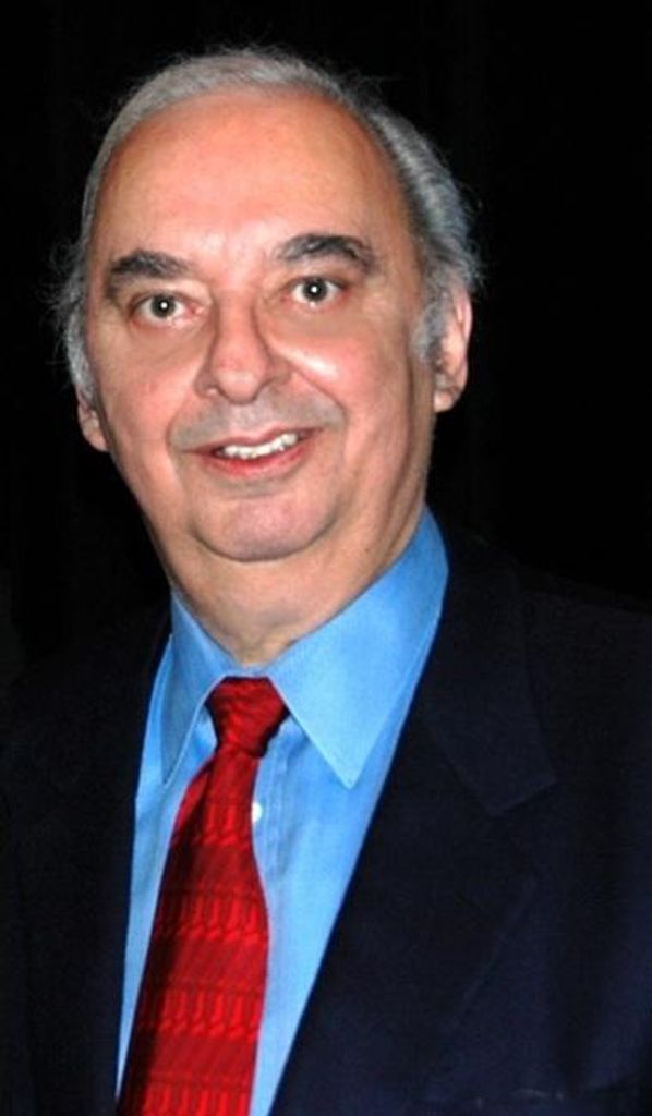 Robert R Rossi
