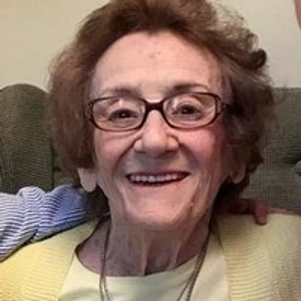 Lucille  M. (Mueffelman)  Urdesich