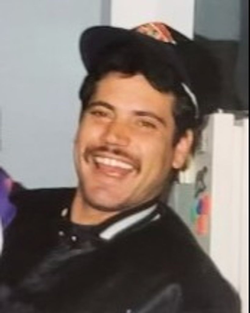Charles Castillo