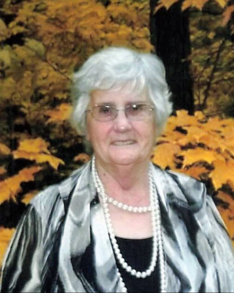 Lorraine "Gus" R Brownlee Profile Photo