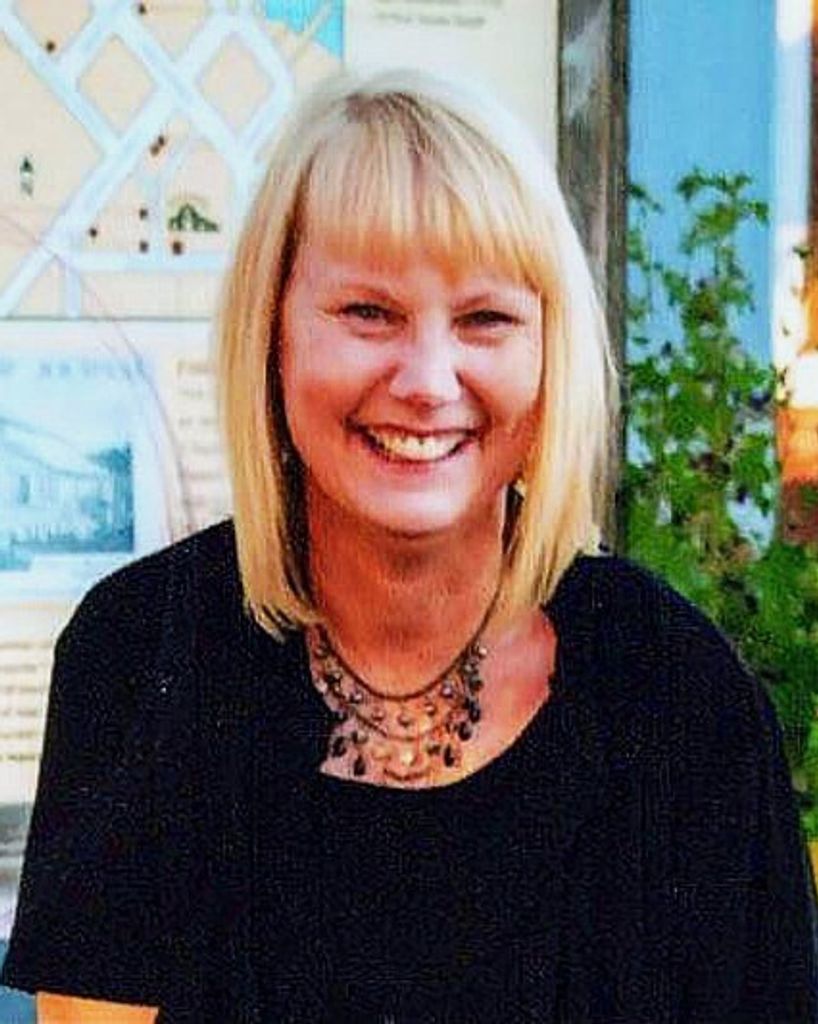 Anita Louise Leach Profile Photo