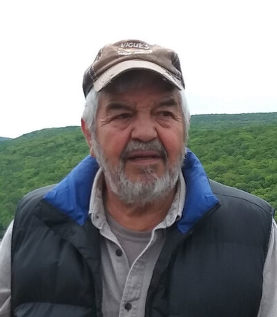 Richard "Rich" Vigue Jr. Profile Photo