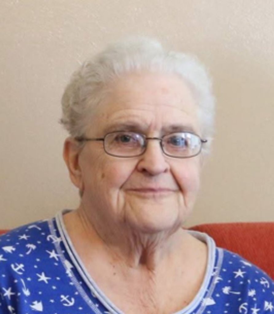 Phoebe Fett Profile Photo