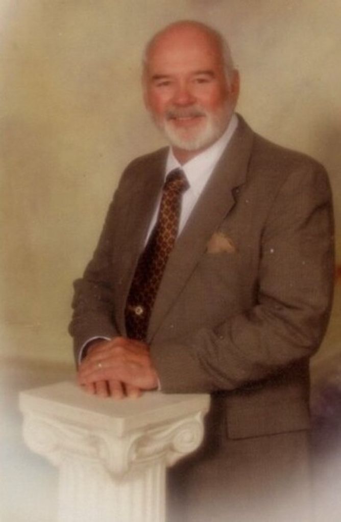 Charles "Chuck" Willard Hale