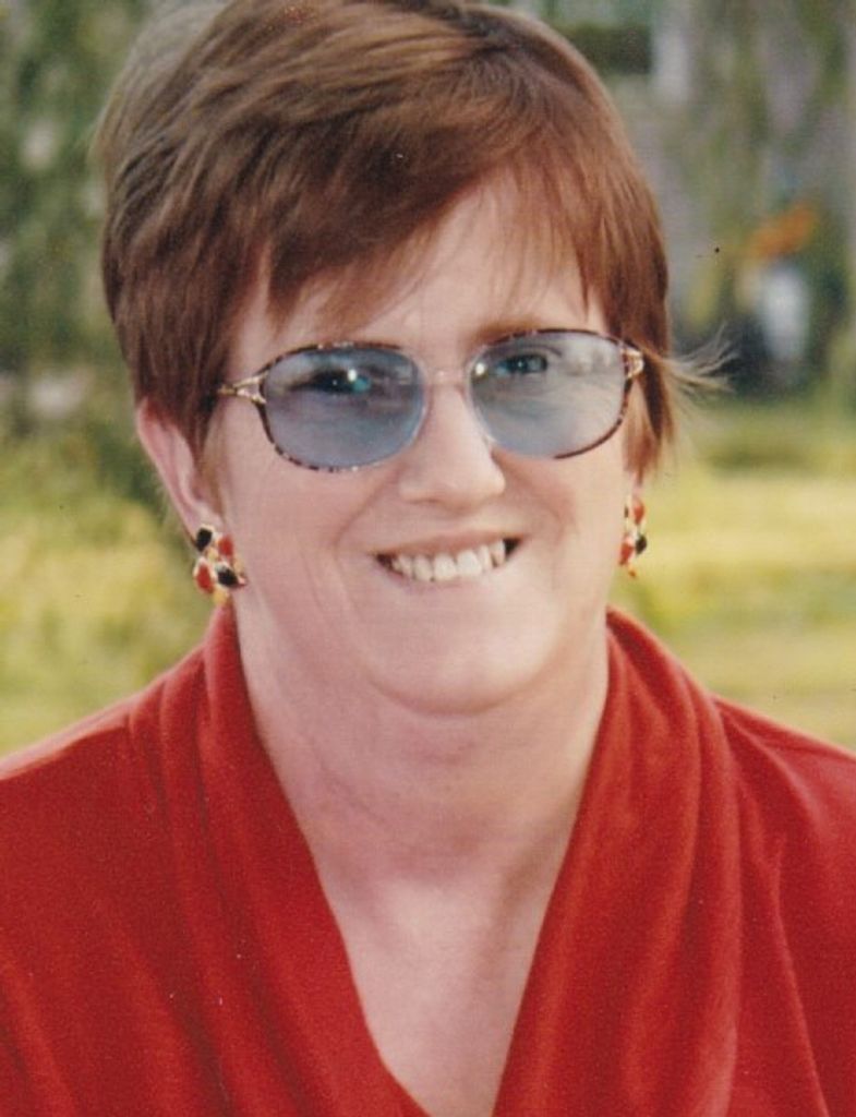 Lisa Mae Loyd Profile Photo