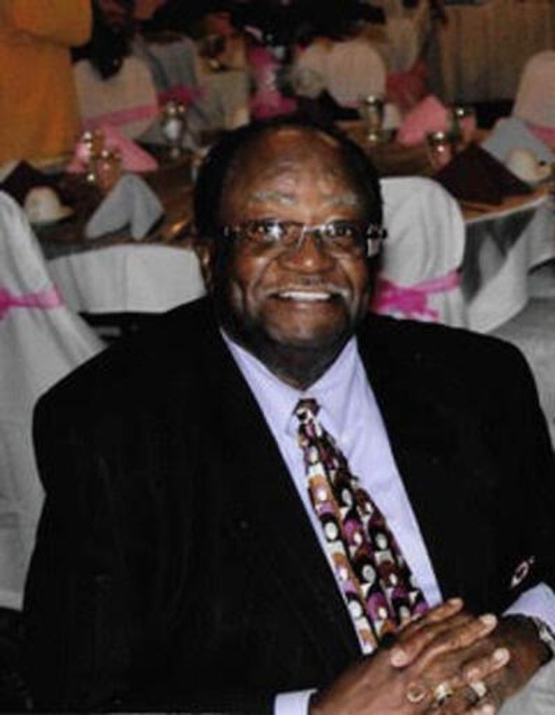 Sylvester Holt, Jr. Profile Photo