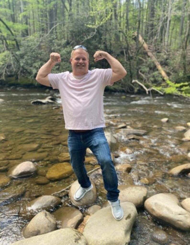 Michael Gordon Dumas Jr.