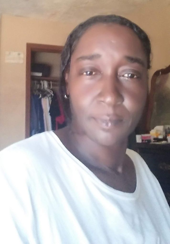 Shelley Peaks Profile Photo