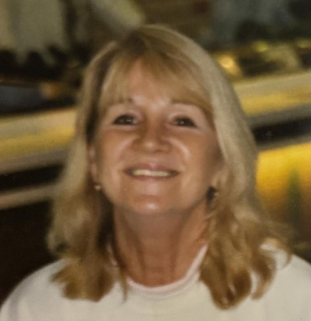 Loretta Veronica Desance