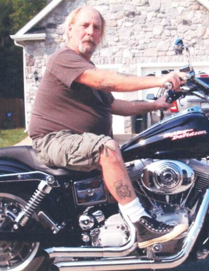 Michael Clowes Profile Photo