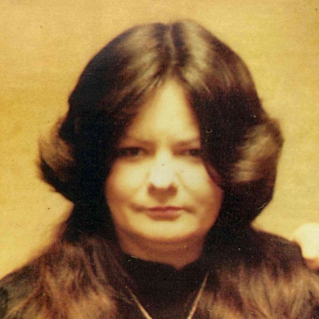 Eleanor L Russell Profile Photo