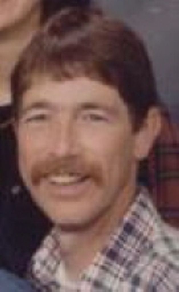 Everette Lewis Lewie Price Jr.