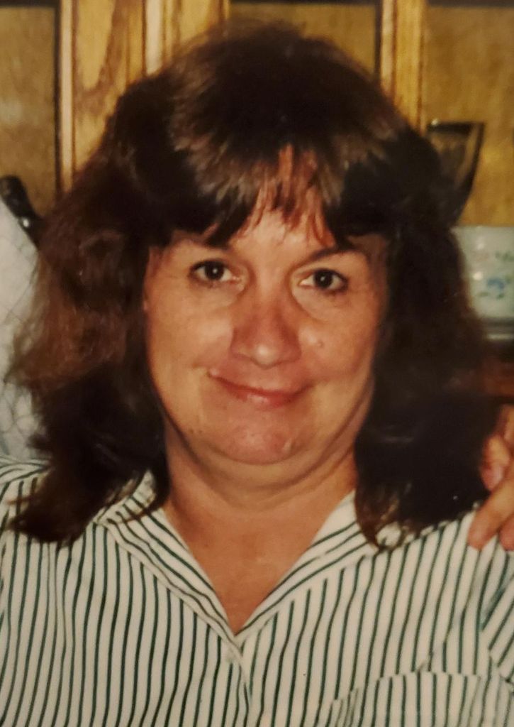 Evelyn Lou Hurt
