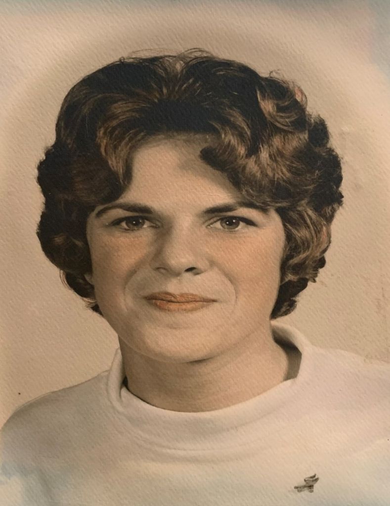Linda Raven Profile Photo