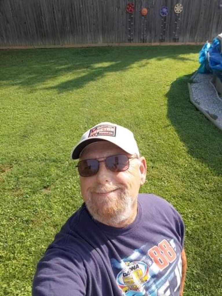 Carl Lee Bryan Profile Photo