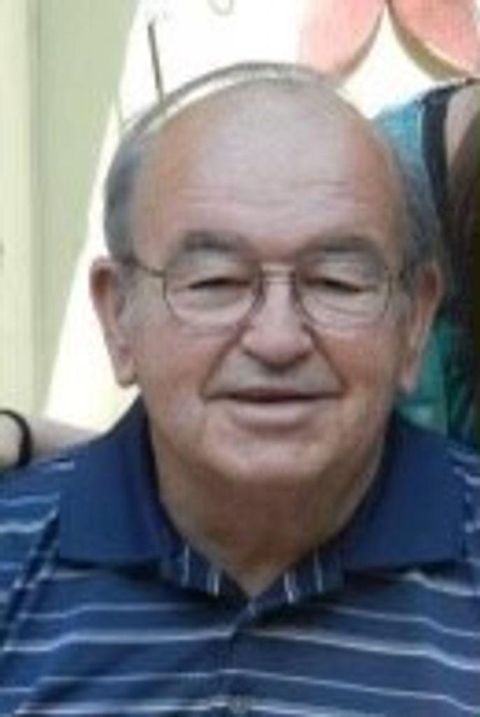 Thomas Douglas Hall Profile Photo