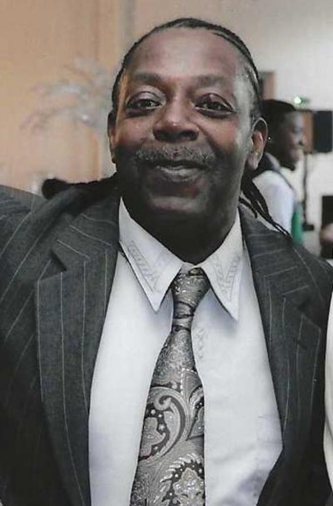 Alphonso Davis Profile Photo