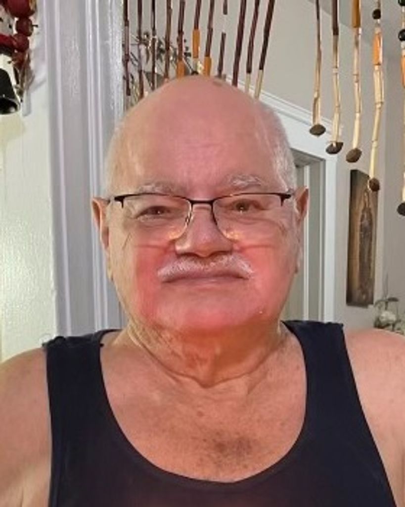 Roberto Alicea Benitez