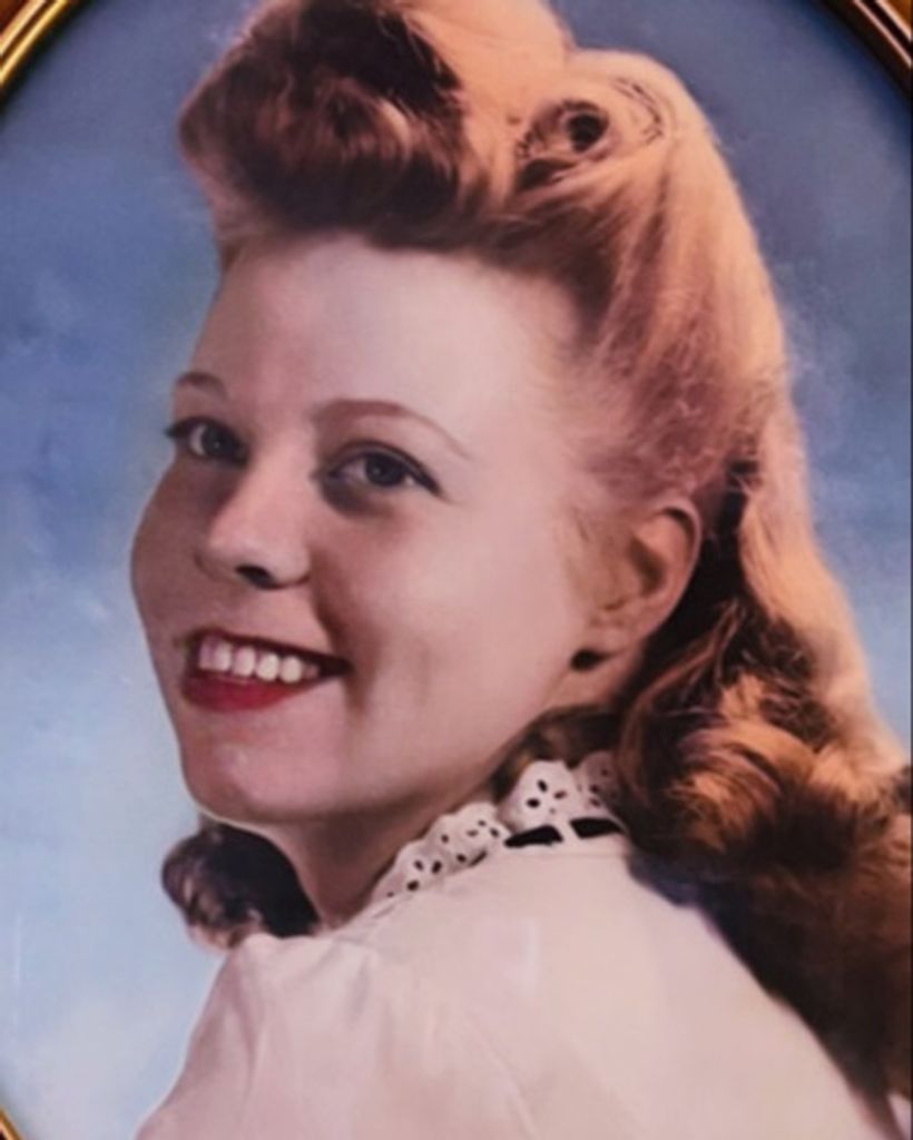 Della Savannah Nordgaarden