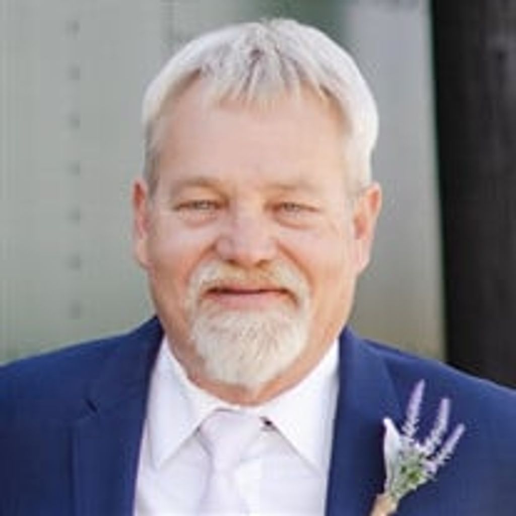 Timothy "Tim" Sauls