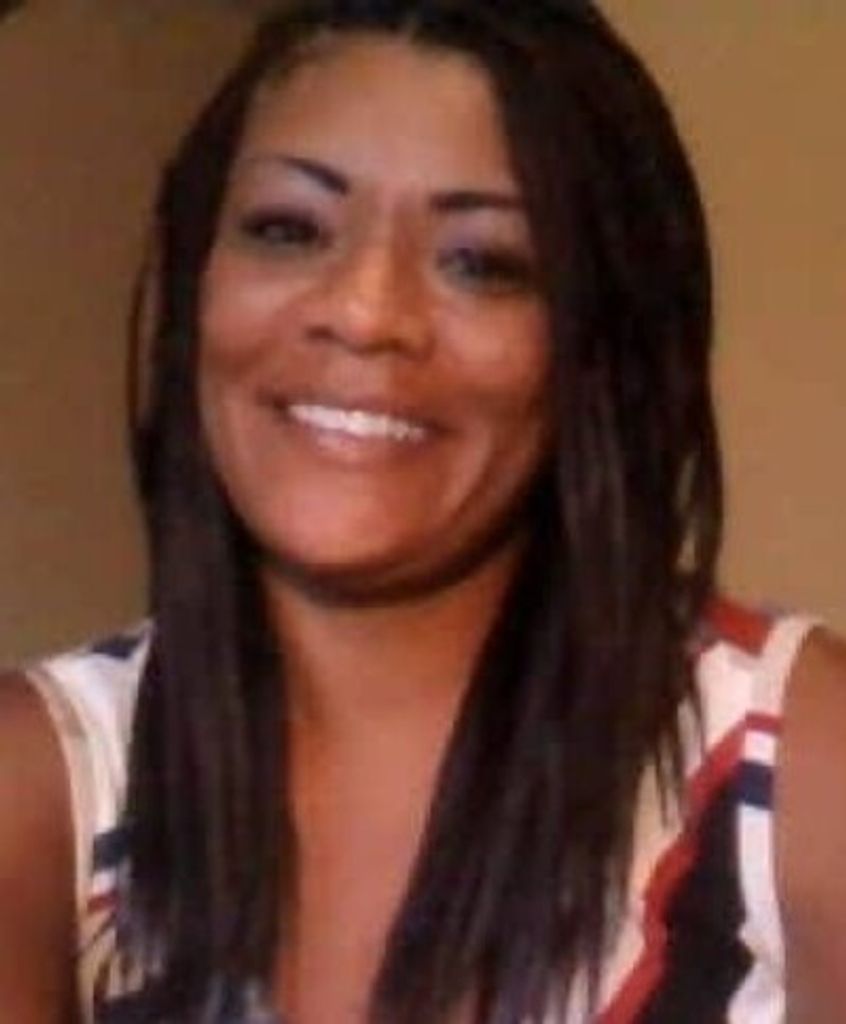 Shelley Trenail Smith Profile Photo