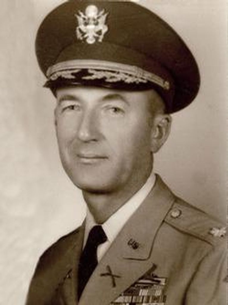 Maj (Retired) Oliver (Robbie) W. Robertson, Sr.