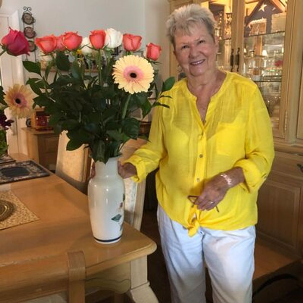 Marie E Johnston Profile Photo