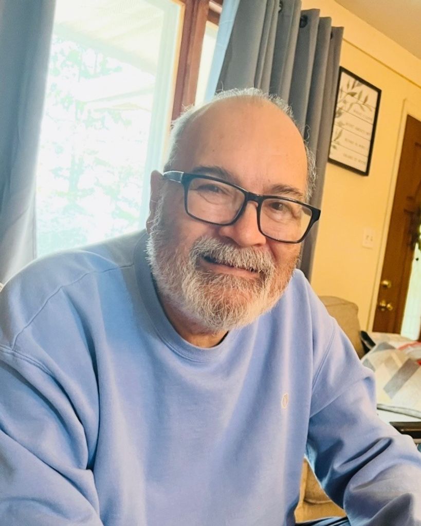 George Luis Vazquez Profile Photo