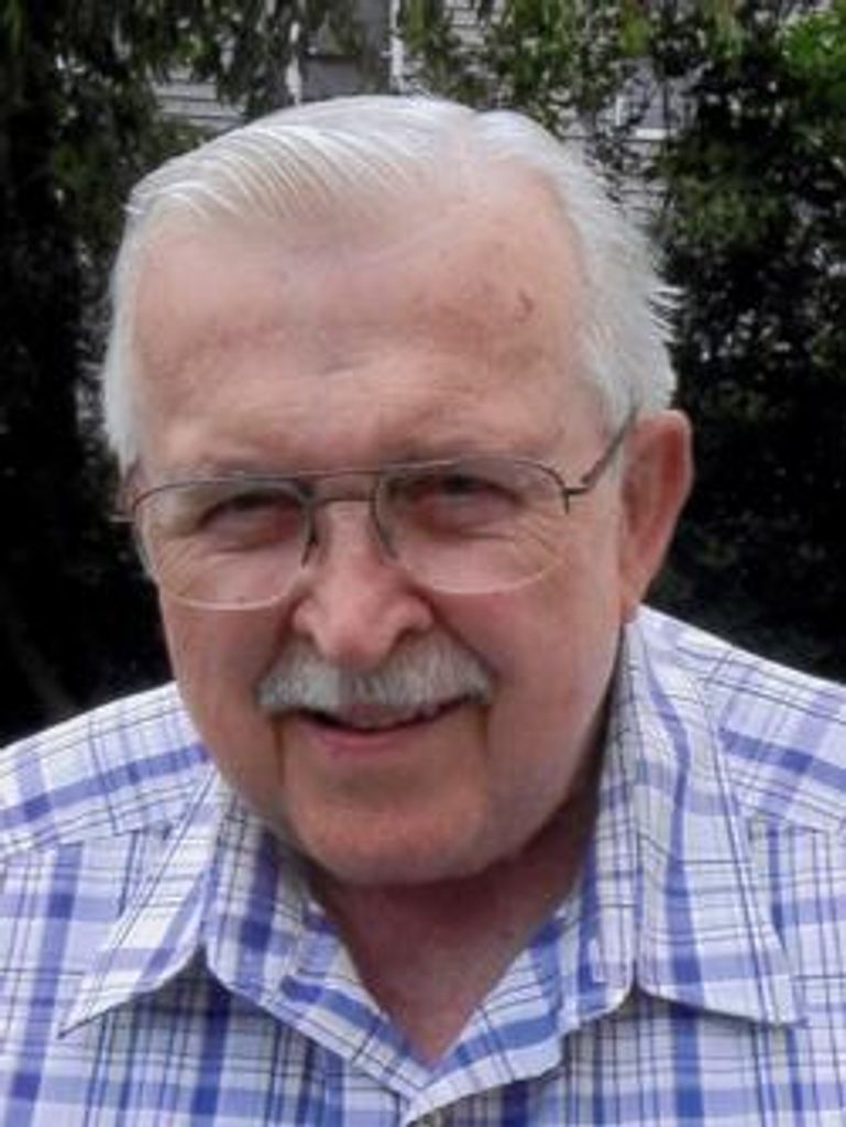 Robert W. Hum