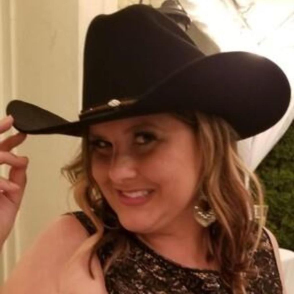 Amanda Fay Leverett Davis Profile Photo