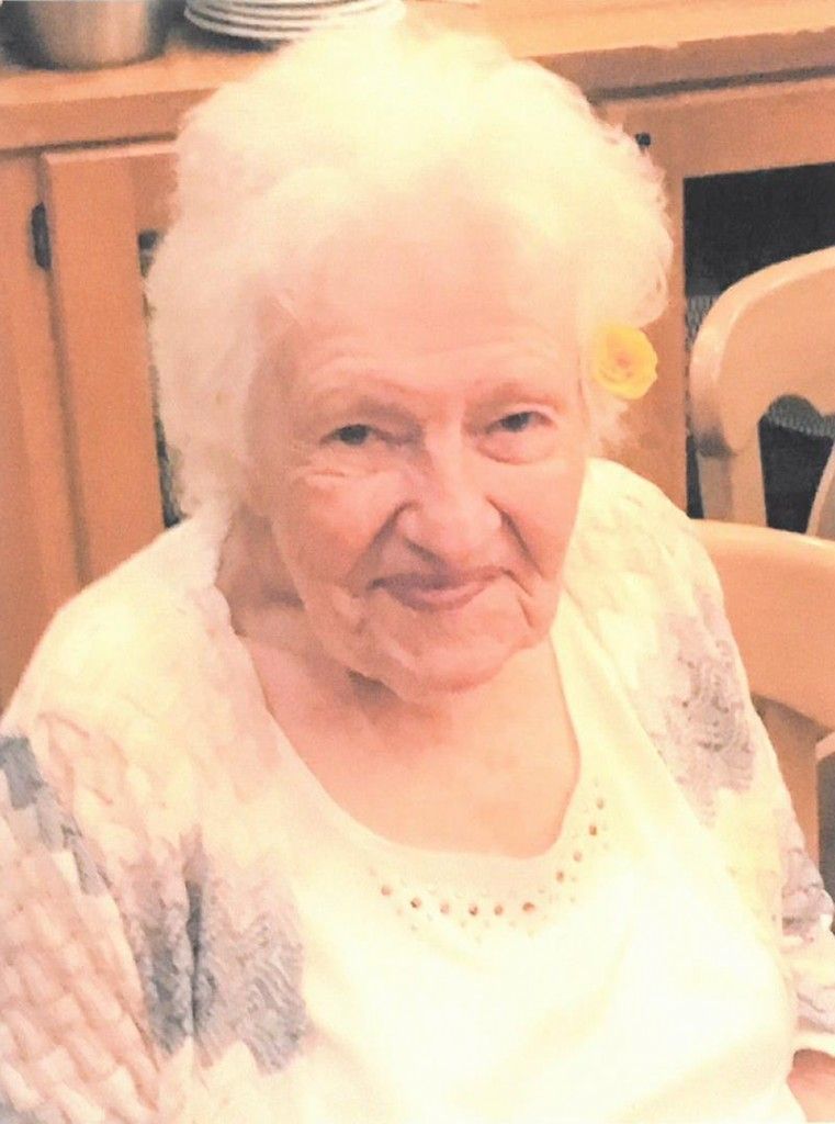 Mari  Elaine Kutzler