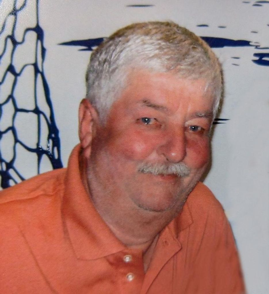Dennis Michael Henrich Profile Photo
