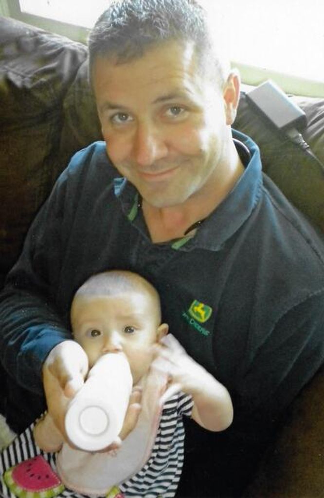 Joshua Roy Donahue Profile Photo