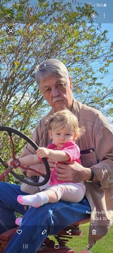 Donnie Royce Putman Profile Photo