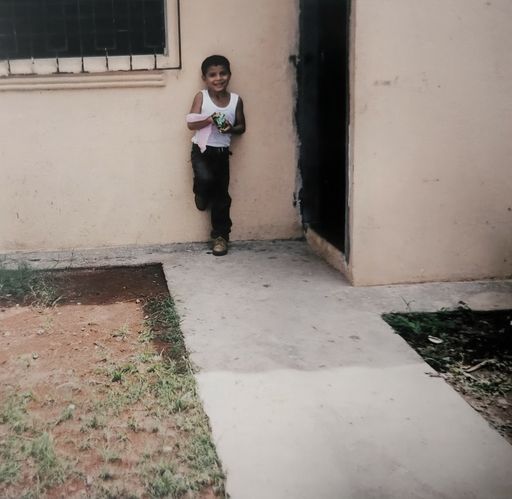 Moises Exequiel Velasquez Osorio photo gallery thumbnail 10 of 237
