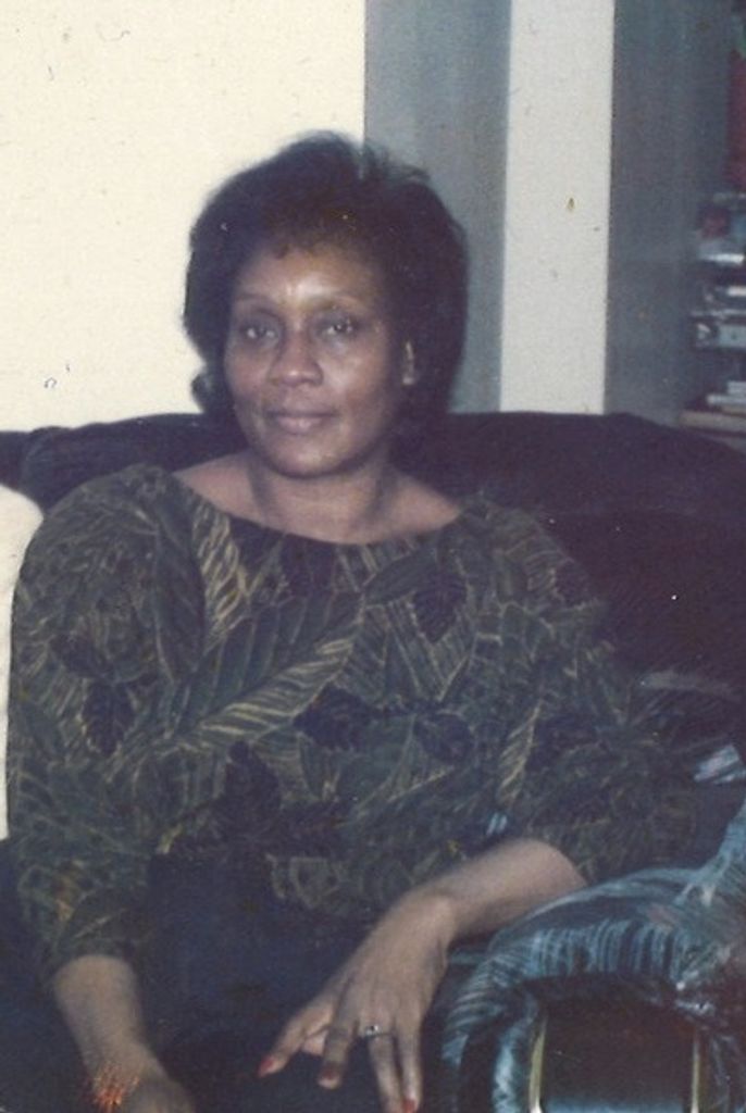 Ms. Dessie Lee Moore Profile Photo